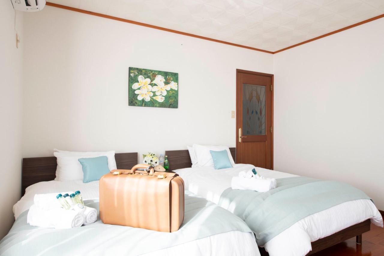 Miyakojima White House Villa Exterior foto